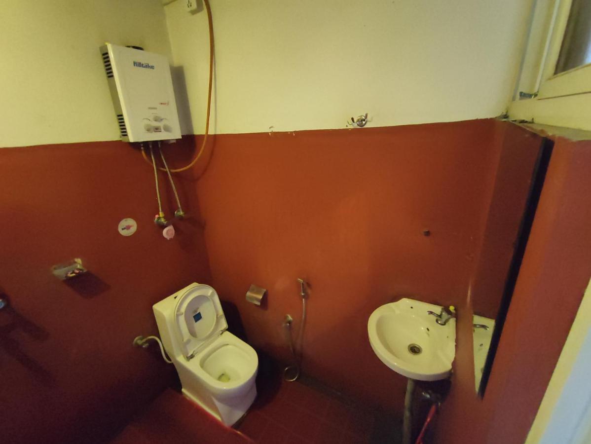 Happy Donkey Hostel Κατμαντού Εξωτερικό φωτογραφία